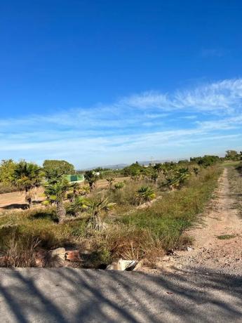 Terreno en camino la Canal