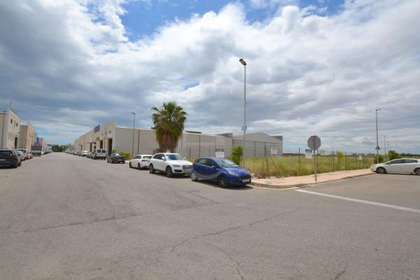 Terreno en calle Miguel Angel Blanco