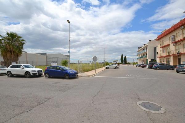 Terreno en calle Miguel Angel Blanco