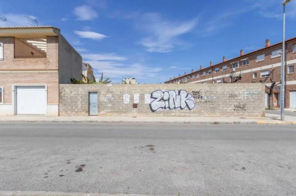 Terreno en calle José M Izquierdo Soro