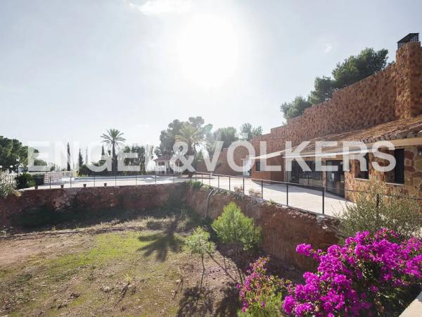 Terreno en calle Serrans