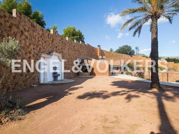 Terreno en calle Serrans