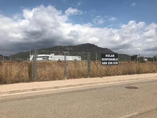 Terreno en calle Tarongers s/n