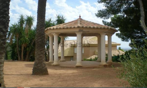 Terreno en Los Monasterios-Alfinach