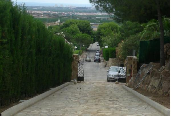 Terreno en Los Monasterios-Alfinach