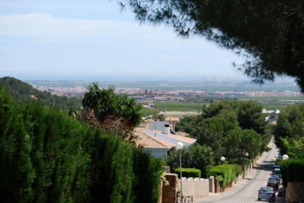 Terreno en calle Serrans