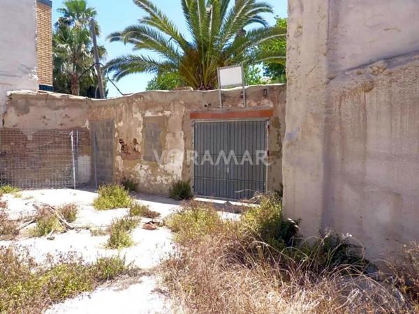 Terreno en calle de la font