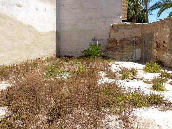 Terreno en calle de la font