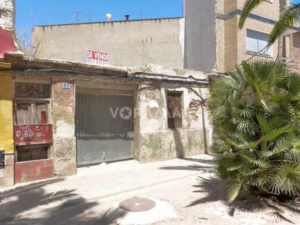 Terreno en calle de la font