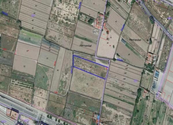 Terreno en plaza Numero 1