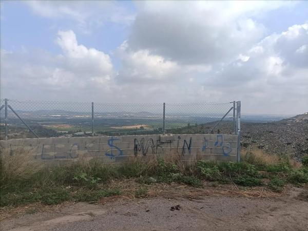 Terreno en calle Peris y Valero