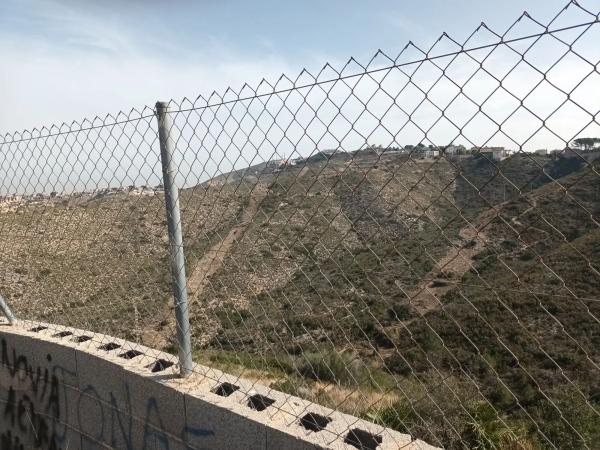 Terreno en calle Peris y Valero