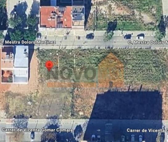 Terreno en calle Dolors Martínez Salvador