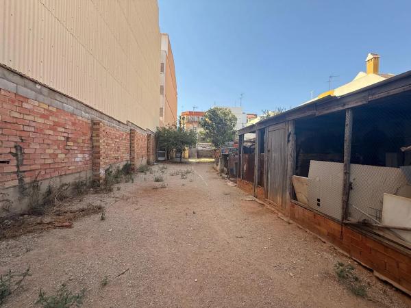 Terreno en calle de Carles Albors s/n