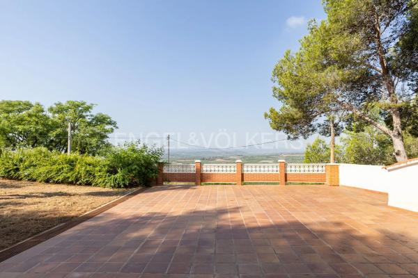 Terreno en Barrio Cumbres de Calicanto