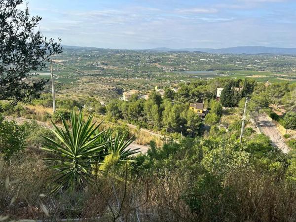 Terreno en Barrio Cumbres de Calicanto