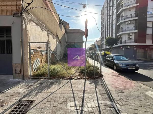 Terreno en calle de Sant Pere