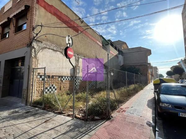 Terreno en calle de Sant Pere