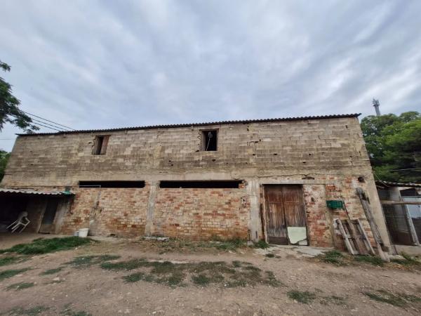 Terreno en calle les Encreullades, 70