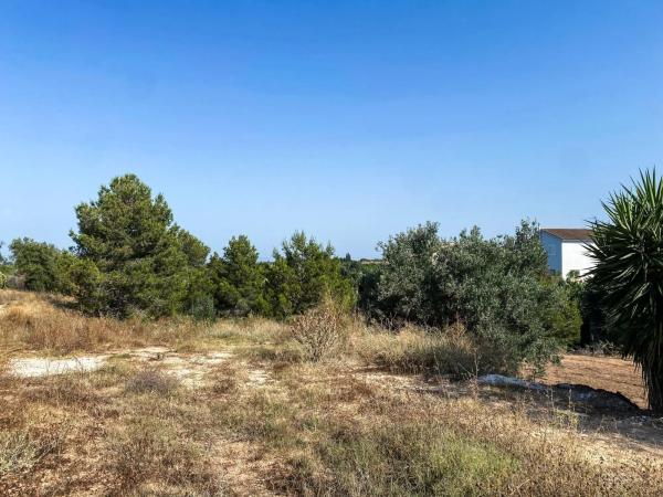 Terreno en calle dels Germans Quintero