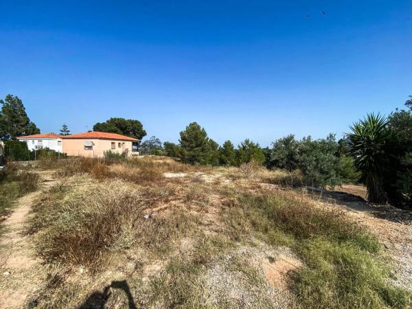 Terreno en calle dels Germans Quintero