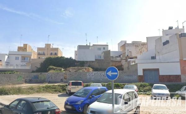 Terreno en calle de la Campana