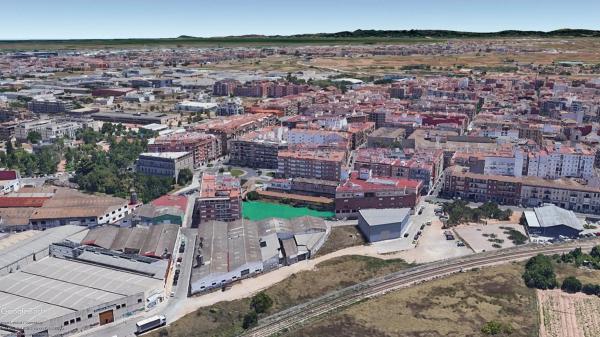 Terreno en calle Maximiliano Thous, 6