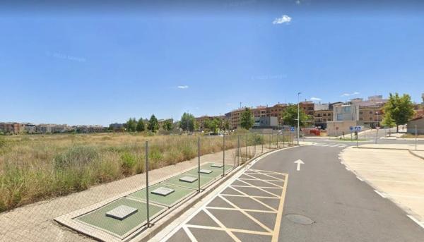 Terreno en avenida Paralela Cristòfol Agu, 9