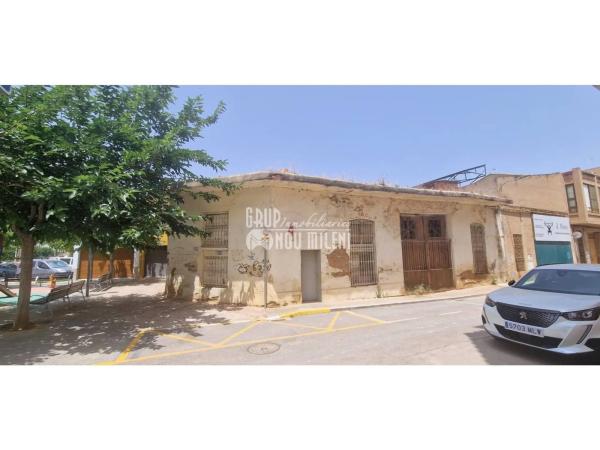 Terreno en calle del Sol