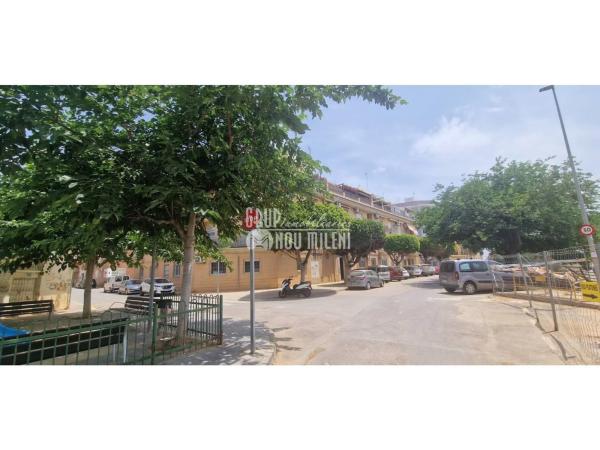 Terreno en calle del Sol