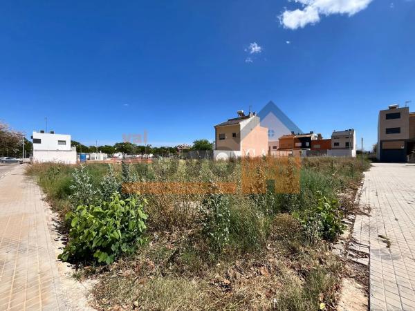 Terreno en calle la Lírica