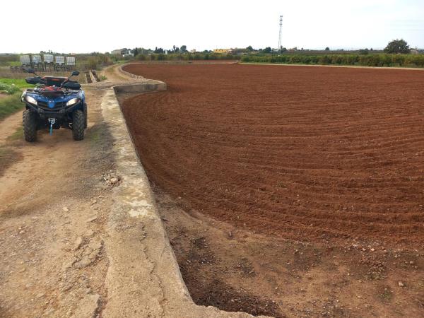 Terreno en calle partida de santana s/n