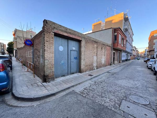 Terreno en calle de Blasco Ibáñez