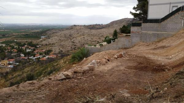 Terreno en Barrio Cumbres de Calicanto