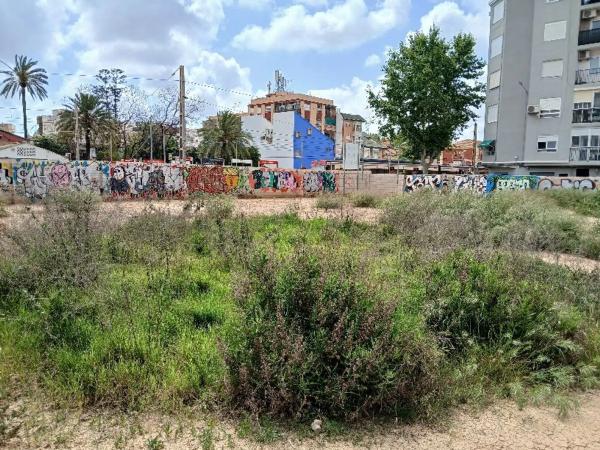 Terreno en calle Jaime el Conquistador