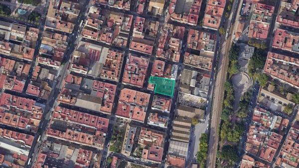 Terreno en calle de Isabel la Católica, 15