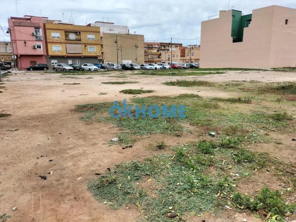 Terreno en calle Vicente Aleixandre