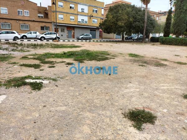 Terreno en calle Vicente Aleixandre