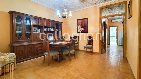 Terreno en calle de Carles Albors