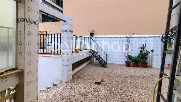 Terreno en calle de Carles Albors