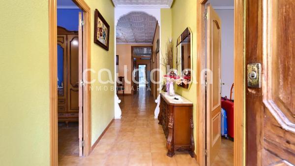 Terreno en calle de Carles Albors