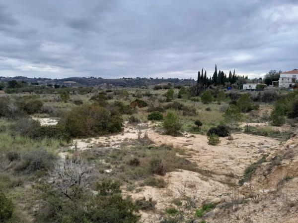 Terreno en calle Barrachina