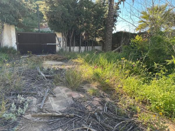 Terreno en calle de l'Almirall Cervera, 12