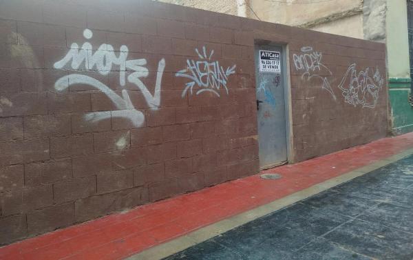 Terreno en calle de Cervantes