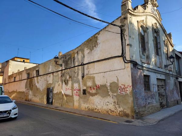 Terreno en calle Sant Roc
