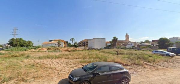 Terreno en calle Ausiàs March