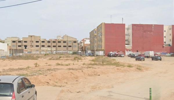 Terreno en calle Ausiàs March