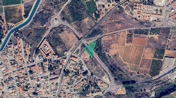 Terreno en via Pista