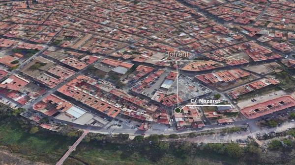 Terreno en calle Nazaret