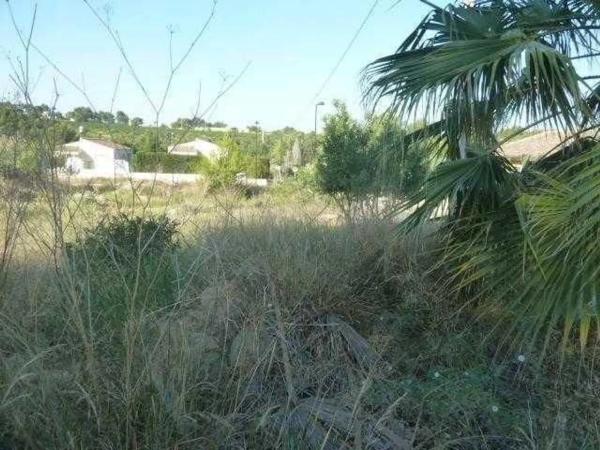 Terreno en calle Barrachina